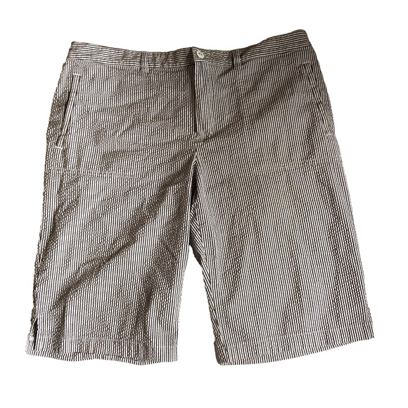 Seersucker Shorts Women White Gray Bermuda 16 JH Collectibles Striped Neutral - Picture 1 of 6